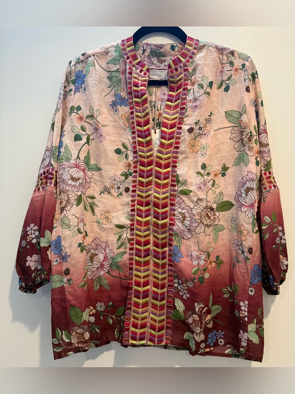 NWT Johnny Was 100% Ramie Paris Effortless Blouse Embroidered Ombré Pink Sz XS